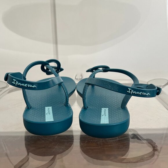 Ipanema Trendy Flip Flops in Blue - Picture 7 of 8